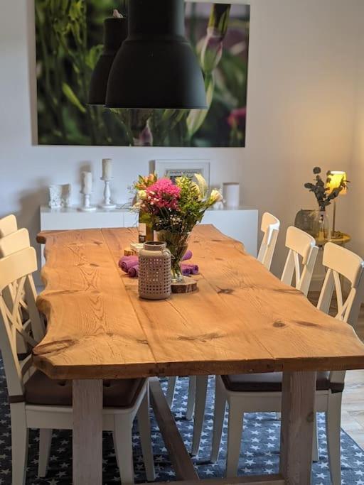 Appartement Gemuetliche 144qm Altbauwohnung In Am Hbf