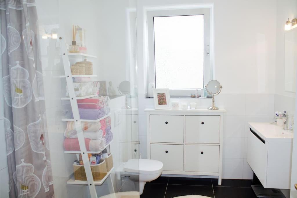 Appartement Gemuetliche 144qm Altbauwohnung In Am Hbf