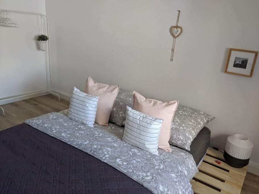 Gemuetliche 144qm Altbauwohnung In Am Hbf Appartement *